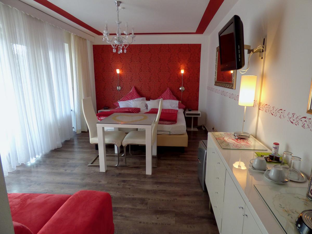 Hotel Engelhof Тутцинґ Екстер'єр фото